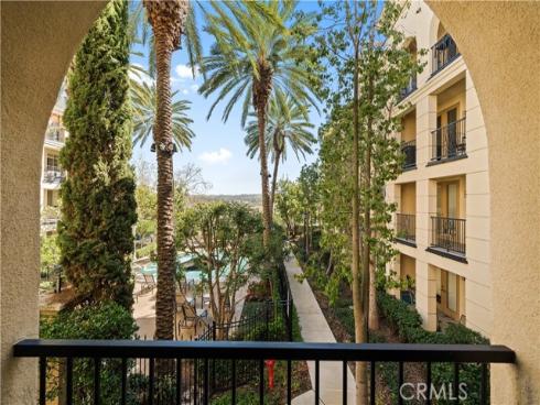 2250  Watermarke  , Irvine, CA