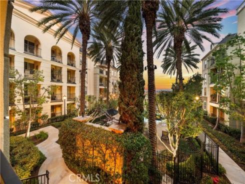 2250  Watermarke  , Irvine, CA