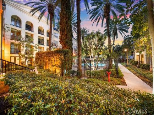 2250  Watermarke  , Irvine, CA