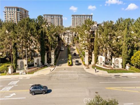 2250  Watermarke  , Irvine, CA