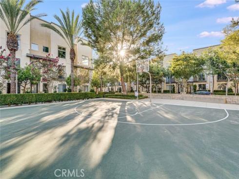 507  Rockefeller  , Irvine, CA