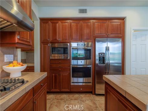 22 Modesto , Irvine, CA