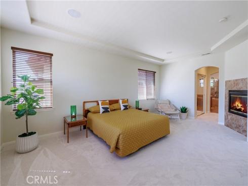 22 Modesto , Irvine, CA