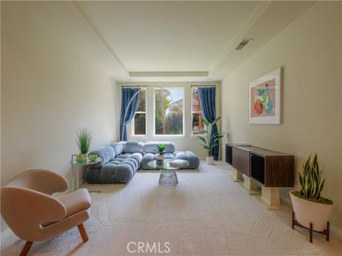 22 Modesto , Irvine, CA