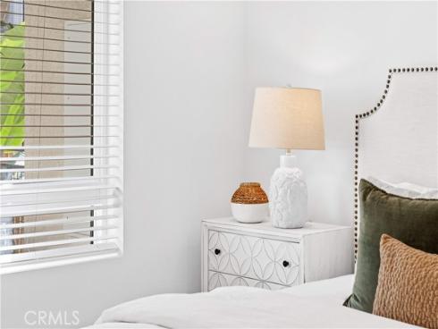 2318  Nolita  , Irvine, CA