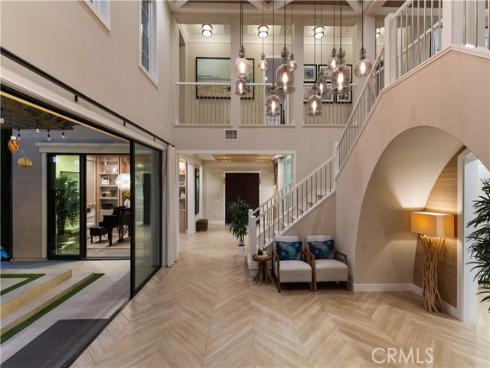 100  Boulder Pass  , Irvine, CA