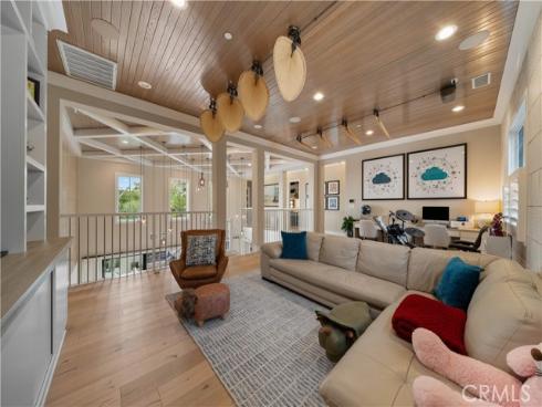 100  Boulder Pass  , Irvine, CA