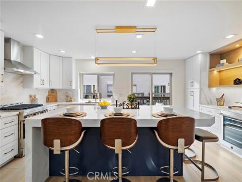 10  Starfall  11 , Irvine, CA