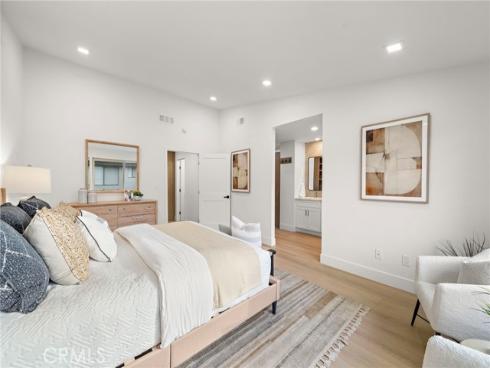 10  Starfall  11 , Irvine, CA