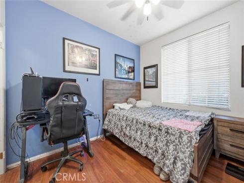 902  Solvay Aisle  , Irvine, CA