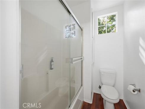 902  Solvay Aisle  , Irvine, CA