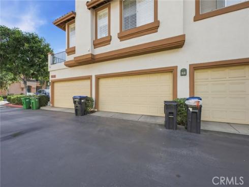 902  Solvay Aisle  , Irvine, CA