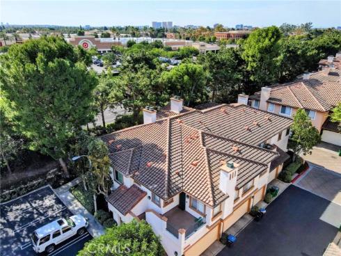 902  Solvay Aisle  , Irvine, CA