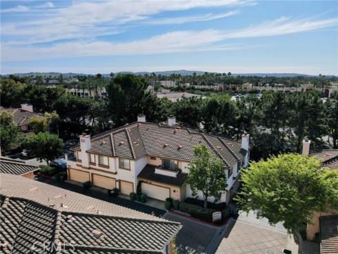 902  Solvay Aisle  , Irvine, CA