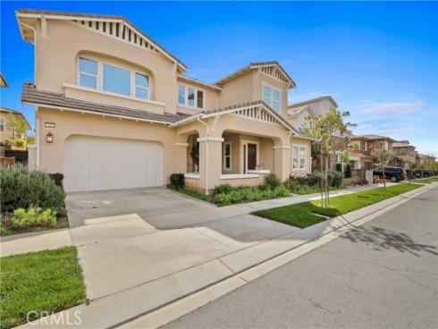 66  Chasma  , Irvine, CA