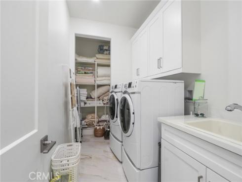 66  Chasma  , Irvine, CA