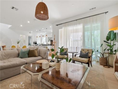 66  Chasma  , Irvine, CA