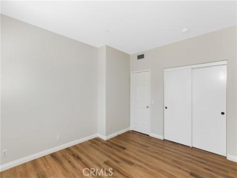 33  Visalia  , Irvine, CA