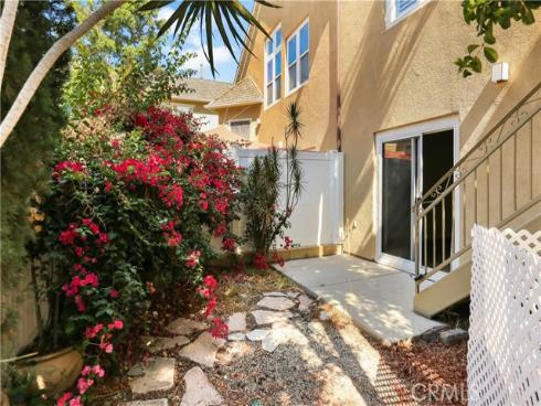 33  Visalia  , Irvine, CA