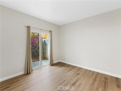 33  Visalia  , Irvine, CA