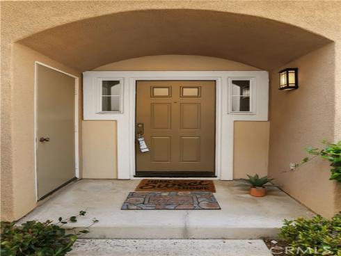 33  Visalia  , Irvine, CA