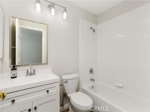 33  Visalia  , Irvine, CA