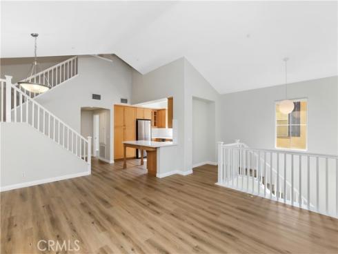 33  Visalia  , Irvine, CA