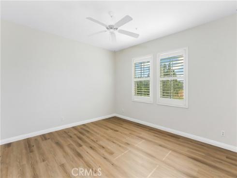 33  Visalia  , Irvine, CA