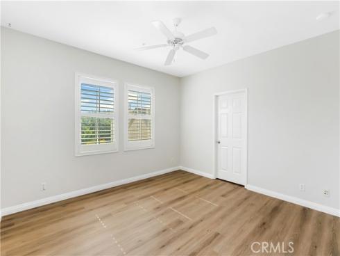 33  Visalia  , Irvine, CA