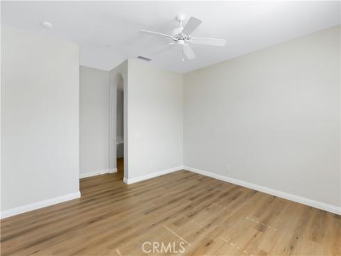 33  Visalia  , Irvine, CA