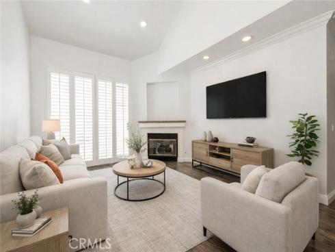 144 Agostino , Irvine, CA