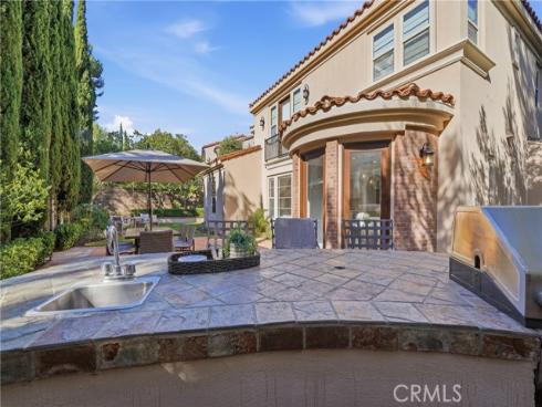 42  Arcade  , Irvine, CA