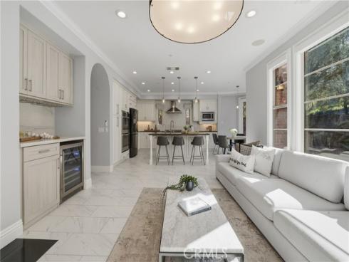 42  Arcade  , Irvine, CA