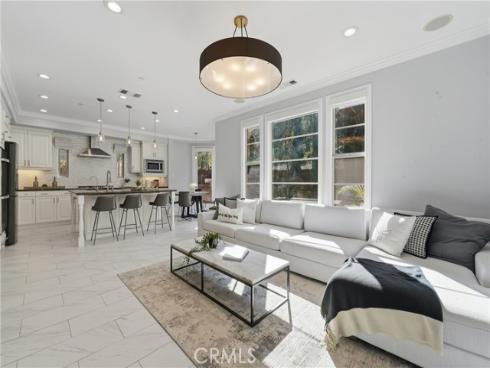 42  Arcade  , Irvine, CA