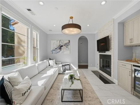 42  Arcade  , Irvine, CA