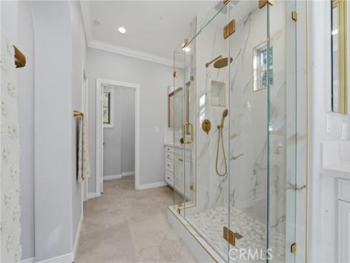 42  Arcade  , Irvine, CA