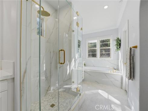 42  Arcade  , Irvine, CA