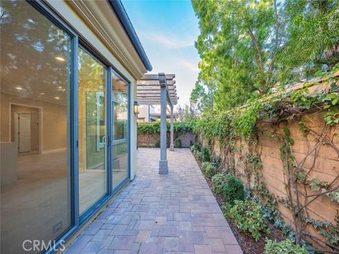 143  Rodeo  , Irvine, CA