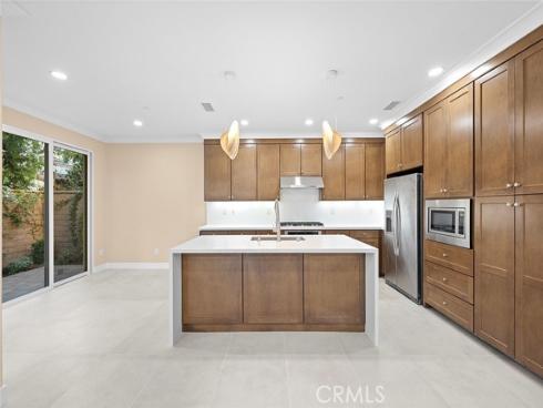 143  Rodeo  , Irvine, CA