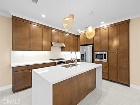 143  Rodeo  , Irvine, CA