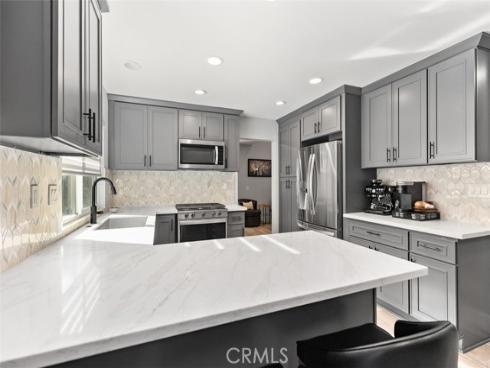 9  Flaxwood  , Irvine, CA