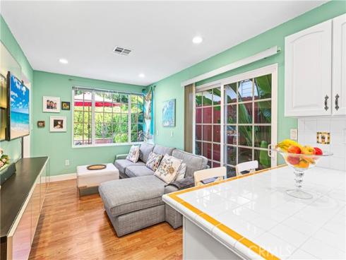 5101  Chateau  , Irvine, CA