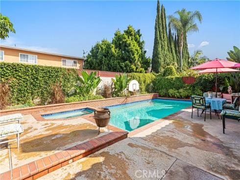 5101  Chateau  , Irvine, CA