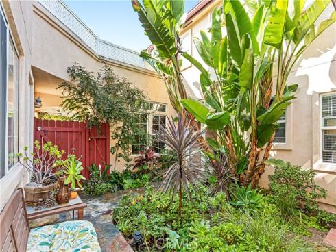 5101  Chateau  , Irvine, CA