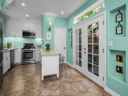 5101  Chateau  , Irvine, CA