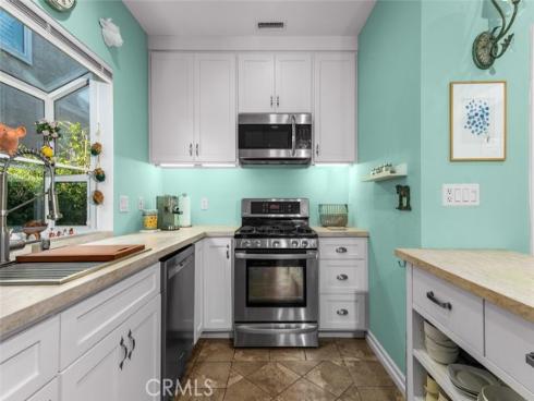 5101  Chateau  , Irvine, CA