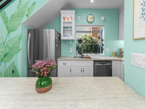 5101  Chateau  , Irvine, CA