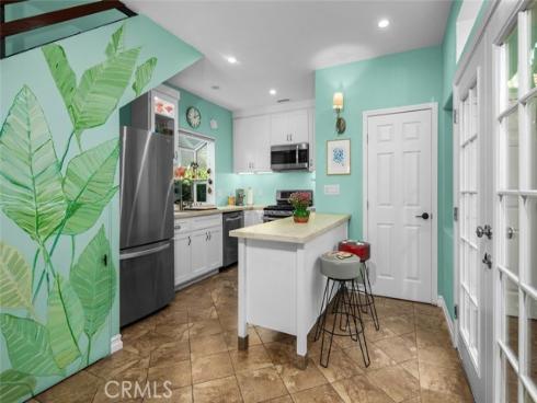 5101  Chateau  , Irvine, CA