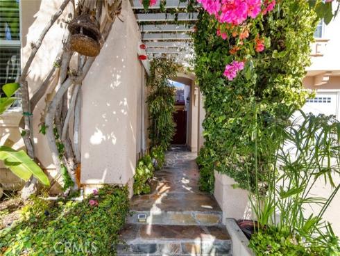 5101  Chateau  , Irvine, CA