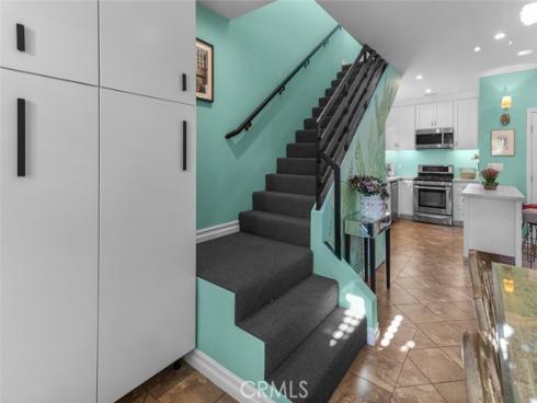 5101  Chateau  , Irvine, CA